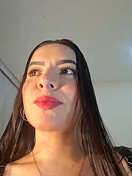 Anal Luucia online show from 4, 4, 2026