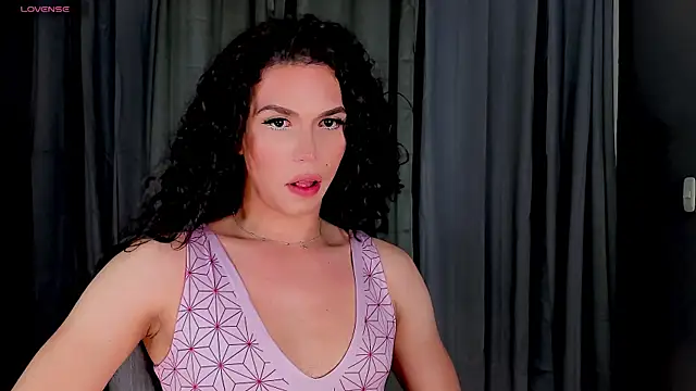 Snapshot of gatitavenecis chatting on 19, 12, 2024 gatitavenecis online show from 19, 12, 2024