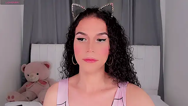 Snapshot of gatitavenecis chatting on 29, 9, 2025 gatitavenecis online show from 29, 9, 2025