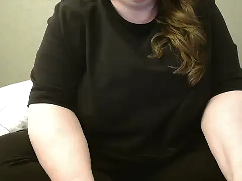 Snapshot of MarthaBriest chatting on 20, 2, 2025 MarthaBriest online show from 20, 2, 2025