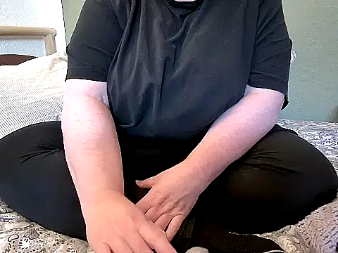 Snapshot of MarthaBriest chatting on 10, 6, 2026 MarthaBriest online show from 10, 6, 2026