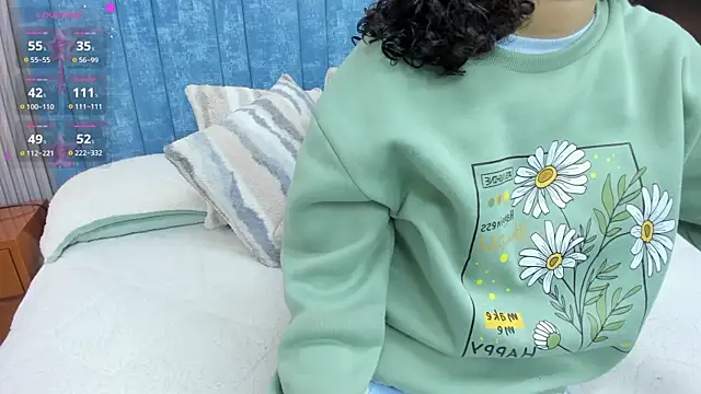 pretty sunlight  online show from 16, 9, 2025