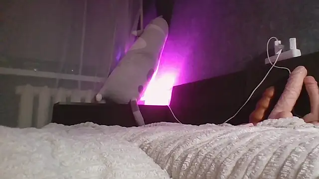 Hungry  Puppy online show from 13, 9, 2025