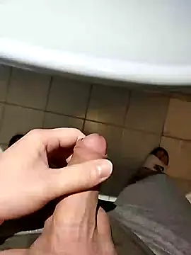 hexsmith96 online show from 4, 3, 2025