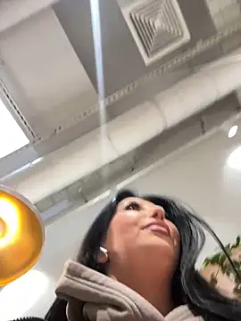 Tisha Busty online show from 18, 3, 2025