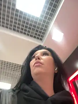 Tisha Busty online show from 18, 10, 2025