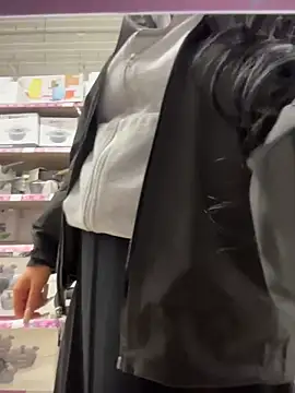 Tisha Busty online show from 12, 4, 2026