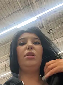 Tisha Busty online show from 19, 4, 2026