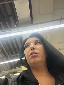 Tisha Busty online show from 26, 4, 2026