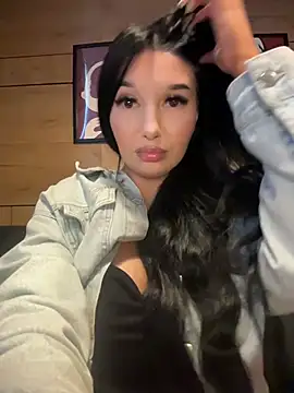 Tisha Busty online show from 31, 7, 2026