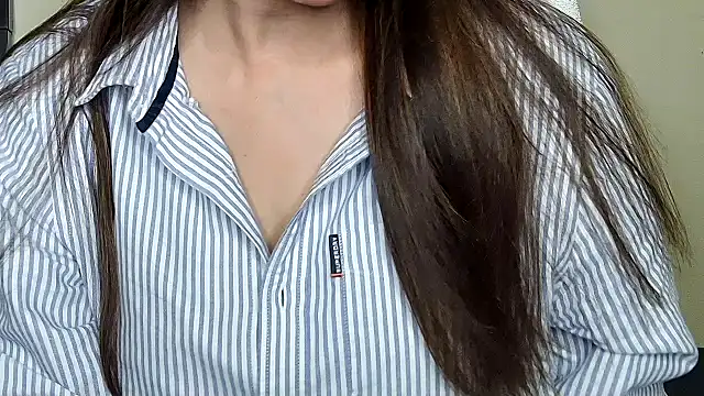 Snapshot of MIss-Naina chatting on 13, 4, 2026 MIss-Naina online show from 13, 4, 2026