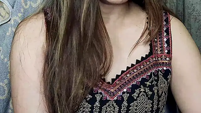 Snapshot of MIss-Naina chatting on 12, 7, 2026 MIss-Naina online show from 12, 7, 2026