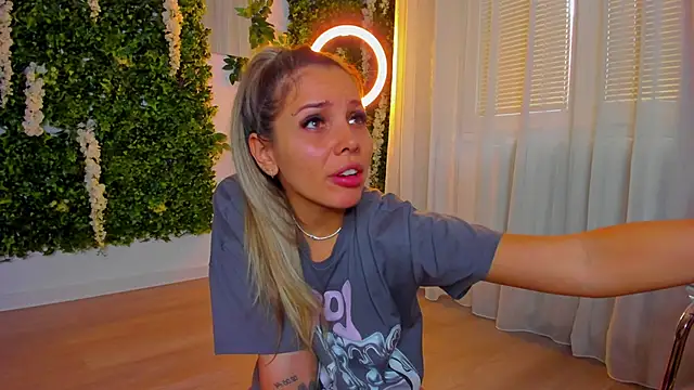 VivienCarter online show from 13, 10, 2025