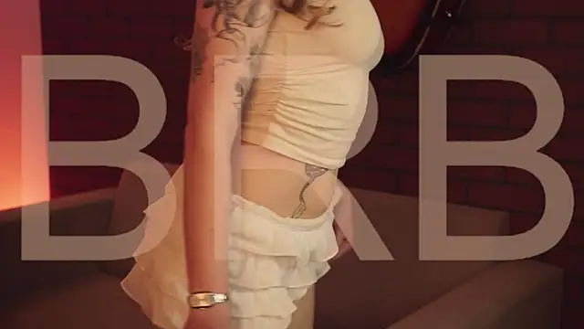 EllieCutes online show from 13, 4, 2026