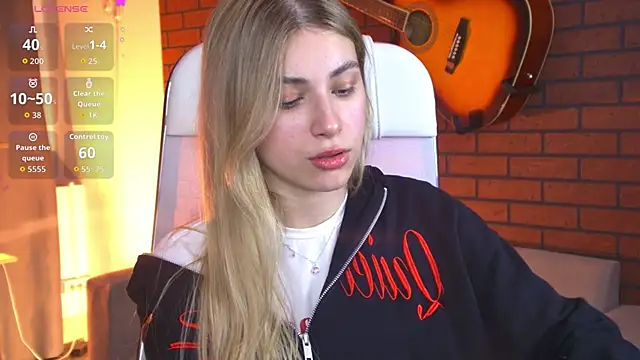 EllieCutes online show from 25, 4, 2026