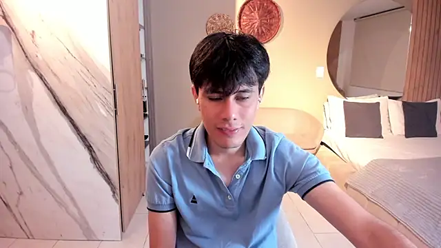 Huge latin cock online show from 17, 2, 2025