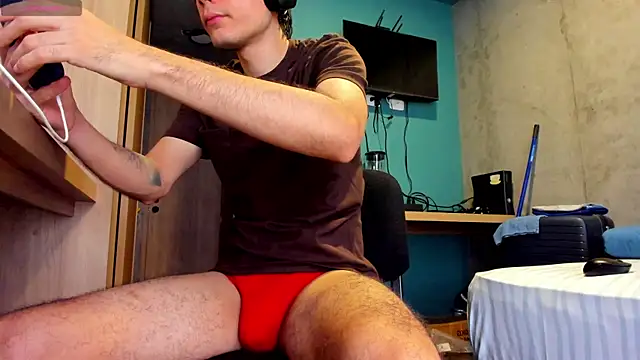 Huge latin cock online show from 29, 7, 2026