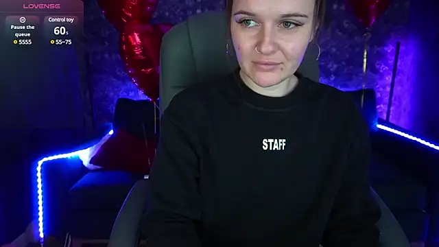 MaribelRiverr  online show from 17, 2, 2025