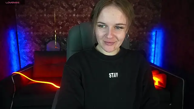 MaribelRiverr  online show from 10, 3, 2025