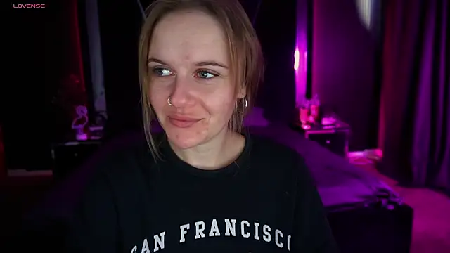 MaribelRiverr  online show from 12, 9, 2025