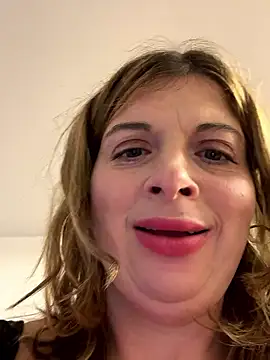 Lombada online show from 25, 11, 2025