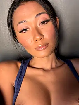 Snapshot of thai-dreamgirl chatting on 19, 10, 2025 thai-dreamgirl online show from 19, 10, 2025