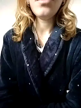 EvaRush online show from 6, 11, 2025