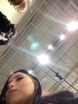 Chloe  Moon online show from 4, 2, 2025