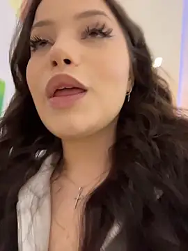 Chloe  Moon online show from 27, 4, 2026