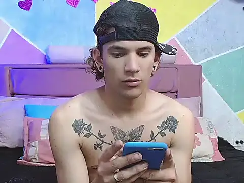 Snapshot of tylor_boy chatting on 29, 9, 2025 tylor boy online show from 29, 9, 2025