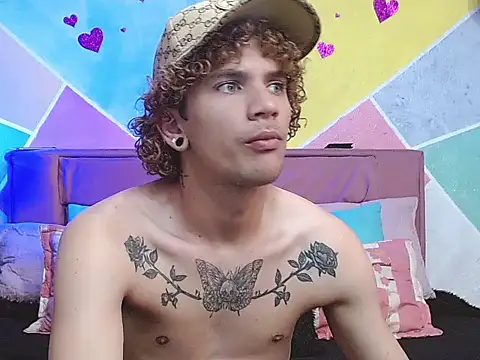 Snapshot of tylor_boy chatting on 6, 10, 2025 tylor boy online show from 6, 10, 2025