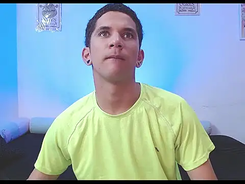 tylor boy online show from 25, 5, 2026