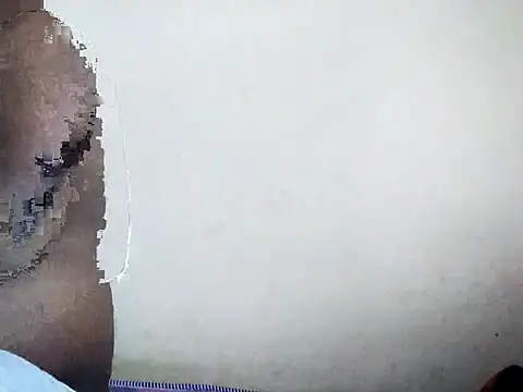 Snapshot of nikini1621 chatting on 12, 11, 2025 nikini1621 online show from 12, 11, 2025