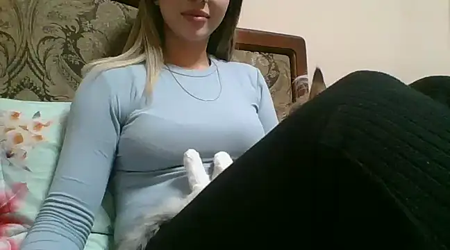 Emma 99 online show from 11, 2, 2025