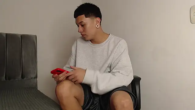 alex-lover online show from 18, 3, 2025