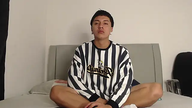 alex-lover online show from 21, 4, 2026