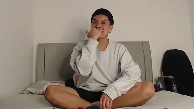 alex-lover online show from 23, 4, 2026