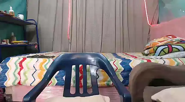 Snapshot of mom_son_dirty chatting on 12, 3, 2025 mom son dirty online show from 12, 3, 2025