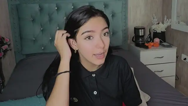 Marcelaa fox online show from 28, 4, 2026