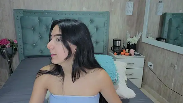 Snapshot of Marcelaa_fox chatting on 25, 5, 2026 Marcelaa fox online show from 25, 5, 2026