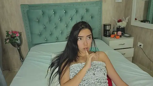 Marcelaa fox online show from 6, 7, 2026
