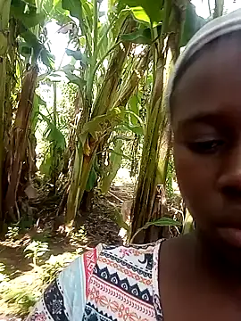 Black juicy24 online show from 4, 2, 2025