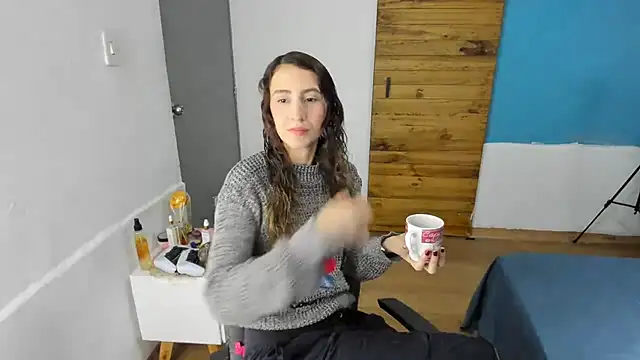 RachelJones  online show from 25, 7, 2026