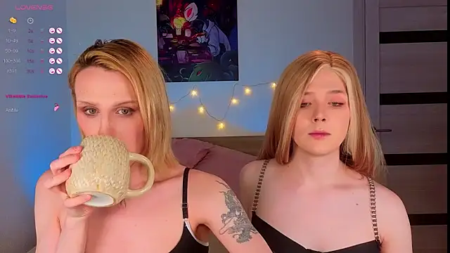 Snapshot of _yourFoxy_ chatting on 11, 1, 2026 yourFoxy online show from 11, 1, 2026