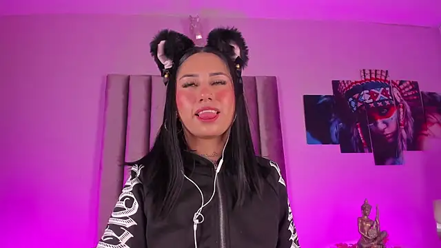 Isabella Flowers online show from 23, 4, 2026