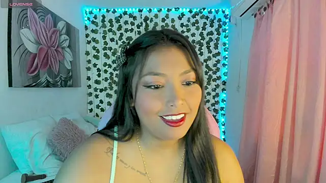 Snapshot of daren_paulina chatting on 22, 3, 2025 daren paulina online show from 22, 3, 2025