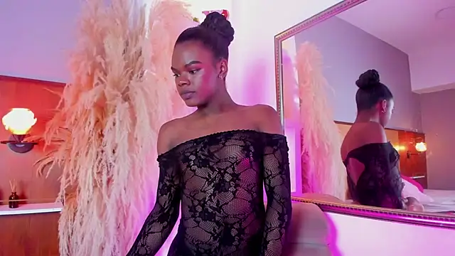 CamiEstrada online show from 31, 1, 2025