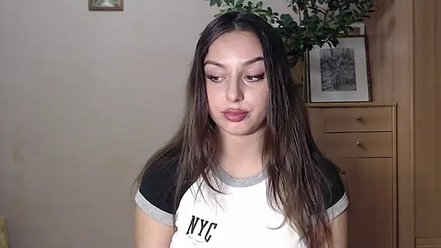 courtneyPerfect online show from 14, 1, 2025