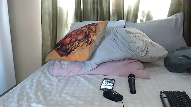 Foxybrownxx1 online show from 15, 12, 2025