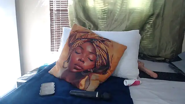 Foxybrownxx1 online show from 7, 4, 2026